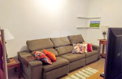 Casa  à venda com 3 quartos, sendo 1 suíte,  no condomínio residencial grape village, vinhedo - sp