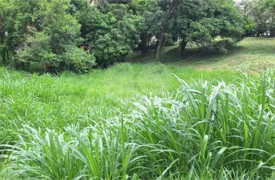Terreno à venda na Rua Alcatrazes, Marambaia, Vinhedo