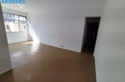 Apartamento à venda em botafogo, rio de janeiro - 2 quartos, 2 banheiros, 1 vaga de garagem - 80m² de área.