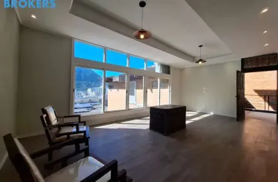 Casa à venda em botafogo, rio de janeiro - 4 quartos, 2 suítes, 2 salas e muito mais!