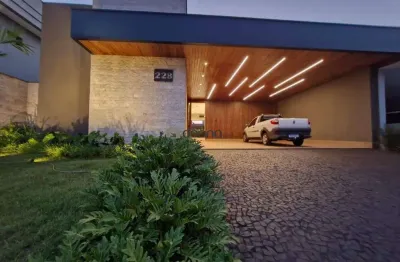 Casa com 3 quartos à venda na Rua Ouro Fino, Recreio dos Bandeirantes, Uberaba