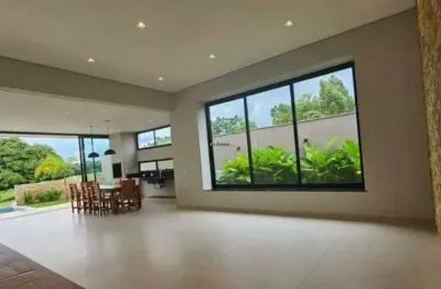 Casa à venda na Alameda Um, Jockey Park II, Uberaba