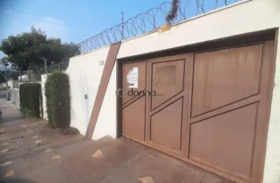 Casa com 3 quartos à venda na Rua Doutor Jesuíno Felicíssimo, Boa Vista, Uberaba