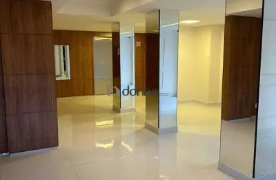 Apartamento com 3 quartos sendo uma suíte com vista para lago