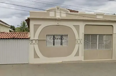 Casa com 3 quartos e 7 suítes no fundo - estados unidos