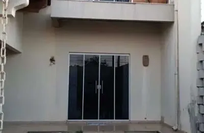Casa com 3 quartos à venda na Rua da Constituição, Nossa Senhora da Abadia, Uberaba