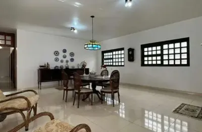 Casa com 4 dormitórios à venda - santa maria - uberaba/mg