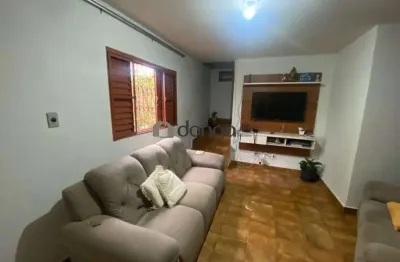 Sobrado à venda, 4 quartos, 2 vagas, conjunto morada do sol - uberaba/mg