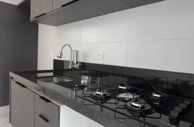 Alugo - apartamento 100% mobiliado | 62 m² | 02 quartos sendo 01 suíte | varanda