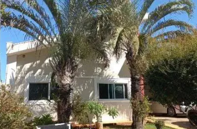 Casa em condomínio à venda em são josé do rio preto-sp, bairro la montagne: 3 quartos, 1 suíte, 3 salas, 3 banheiros, 4 vagas, 220m².