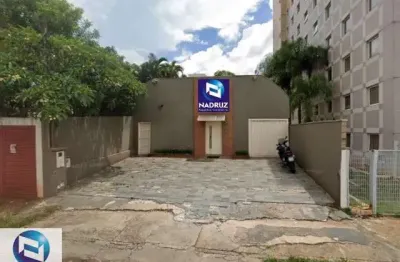 Excelente casa comercial para locação com 8 salas já com ventilador, ar split, moveis planejados, recepção, varias garagens para funcionários e client