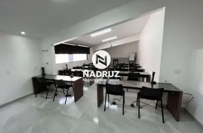 Casa comercial para locação em são josé do rio preto-sp, jardim alvorada: 7 salas, 4 banheiros, 700m² de área. venha conferir!