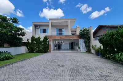 Casa com 4 quartos à venda no armação, penha , 233 m2 por r$ 1.600.000
