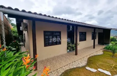 Casa com 3 quartos à venda no garcia, blumenau , 235 m2 por r$ 680.000