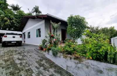 Casa com 3 quartos à venda no estados, indaial , 150 m2 por r$ 690.000
