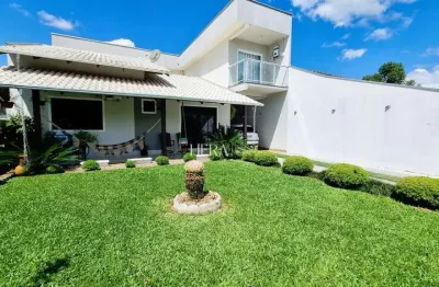 Casa com 6 quartos à venda no estrada das areias, indaial , 240 m2 por r$ 790.000