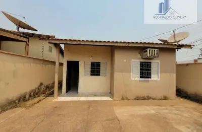 Casa com 3 quartos à venda na Rua Cambaxirra, Jardim Imperial, Cuiabá