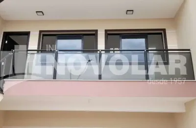 Sobrado na vila constança, 3 suítes, sala com  sacada e 4 vagas de garagem.