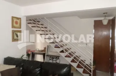 Sobrado espaçoso na penha: ideal para comércio ou residência!