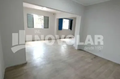 Conjunto comercial no tradicional bairro da mooca. são 7 salas com total 200m2, para locação.