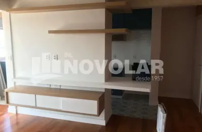Apartamento na Vila Maria 2 dormitórios sendo 1 suíte, sala 2 ambientes sacada envidraçada. Visite!