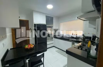 Sobrado com 3 suítes e 4 vagas à venda na vila medeiros | 130m² | churrasqueira | ótima localização