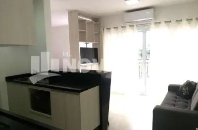Apartamento com 1 dormitório e duas vagas de garagem em santana