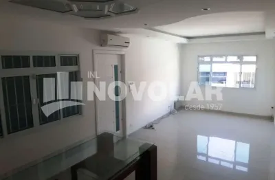 Sobrado impecável de 207 m²: conforto, praticidade e localização privilegiada!