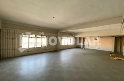 Galpão 869m² para alugar no parque novo mundo pé direito alto e escritório