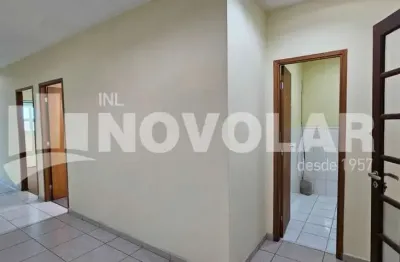 Prèdio comercial 416m2. tèrreo 2 lojas, intermediário salas para escritório, superior 2 salões.