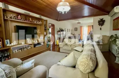 Casa assobradada, luxo e conforto em cada detalhe no jardim são bento