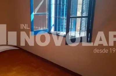 Sobrado com 74 metros quadrados de área construída na Vila Maria