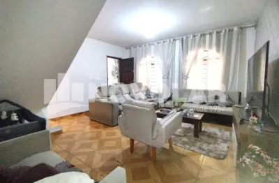 Sobrado no jardim brasil, 3 dormitórios  (1 no térreo) 3 banheiros, 2 vagas, churrasqueira