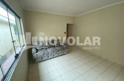 Casa com 2 quartos para alugar na Vila Paiva, São Paulo 