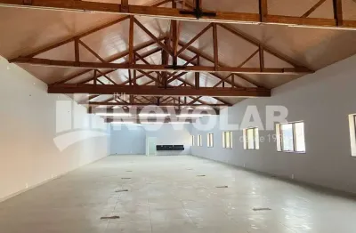 Prédio comercial de esquina na vila maria, disponível para locação.