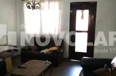 Sobrado versátil no bairro do pari. perfeito para moradia ou negócios!