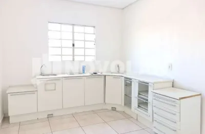 Casa comercial na vila maria com 66 metros quadrados, 3 salas, recepção, copa e 1 banheiro
