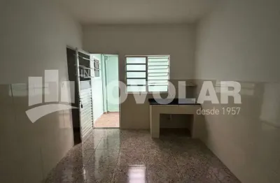 Casa térrea 1 dormitório para alugar no jardim brasil 36m² e quintal