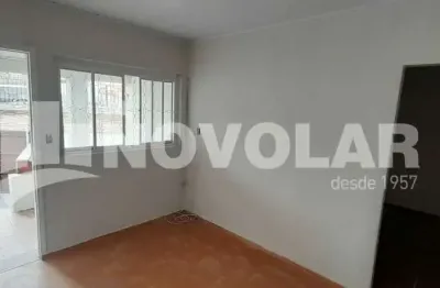 Casa térrea com 2 dormitórios na região da vila ede