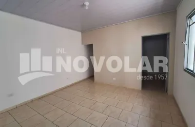 Casa com 2 quartos para alugar na Água Fria, São Paulo 