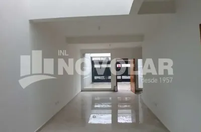 Casa com 2 quartos para alugar na Vila Nivi, São Paulo 