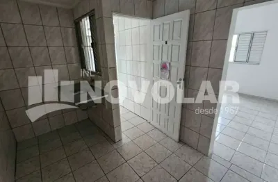 Casa com 1 quarto para alugar na Vila Medeiros, São Paulo 