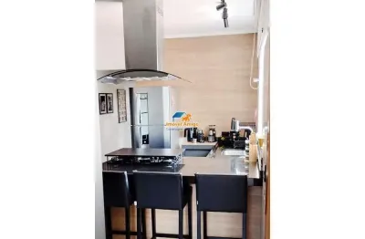 Apartamento na vila helena em santo andré, baixo condomínio, 63m² com 2 dormitórios, sendo 1 suíte e 2 vagas de garagem.