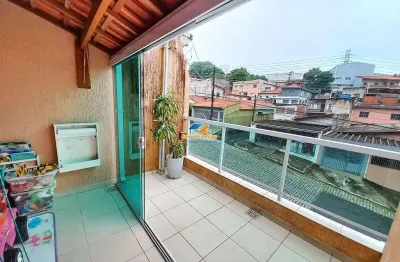 Sobrado super aconchegante com 3 dormitórios, 1suíte, sala com sacada, área gourmet e com 2 vagas no jardim stella, santo andré.