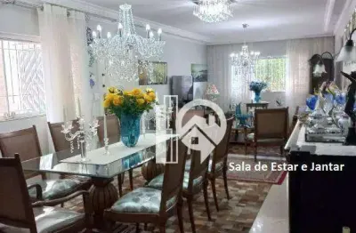 Linda e espaçosa casa a venda na parada inglesa perto do metrô, 3 dormitórios suítes, 201,54m2 construídos e 144,44 de terreno