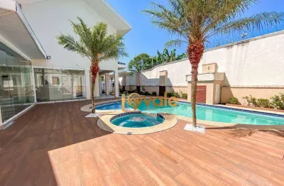 Casa em condomínio fechado com 3 quartos à venda na Avenida Villa Lobo, Loteamento Villa Branca, Jacareí