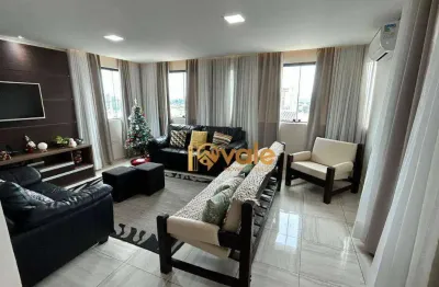 Casa com 4 quartos à venda na Rua Vicentina, Centro, Jacareí