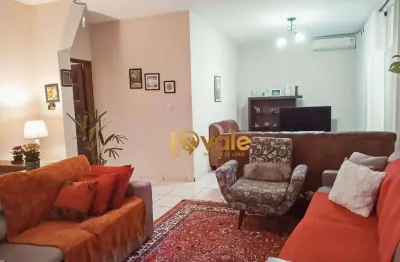 Casa com 4 quartos à venda na Rua Vicente Giordano, Vila Formosa, Jacareí