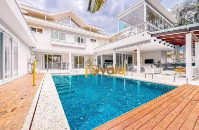 Casa com 5 suítes á venda - Localização privilegiada - SJCampos/SP