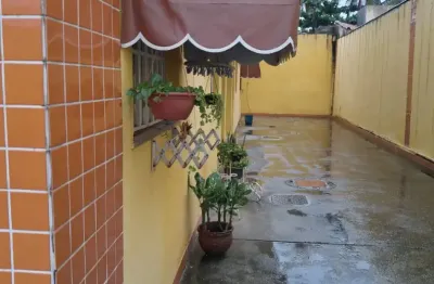 Casa em condomínio com 2 quartos - carolina - nova iguaçu- rj.